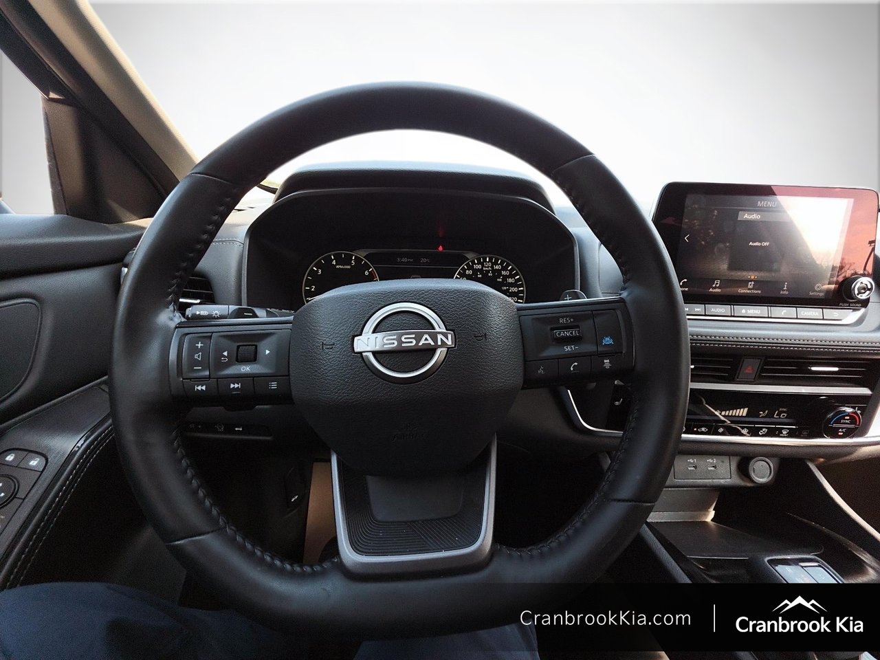 2025 Nissan Rogue SV-11