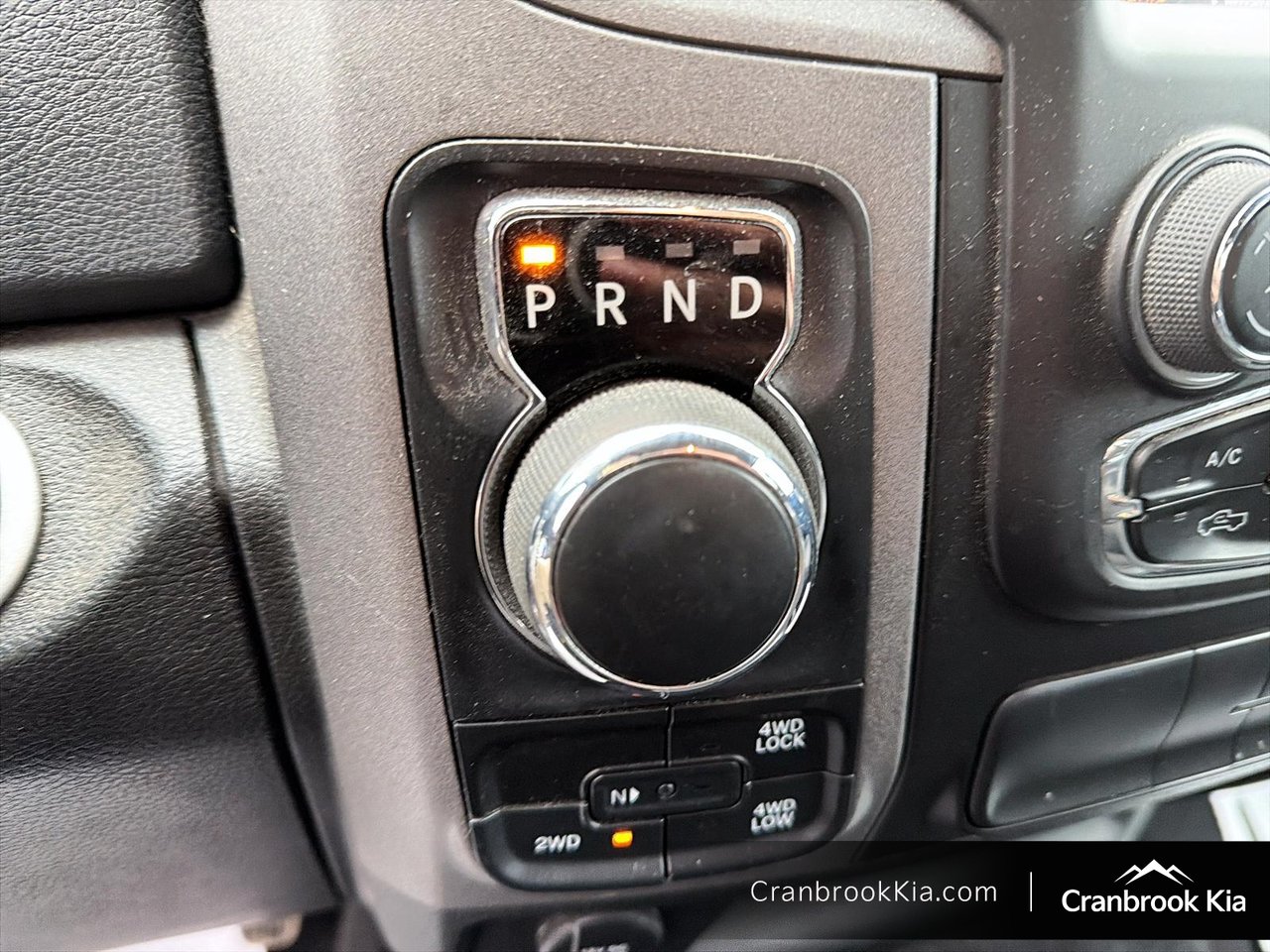 2019 Ram 1500 CLASSIC EXPRESS-14