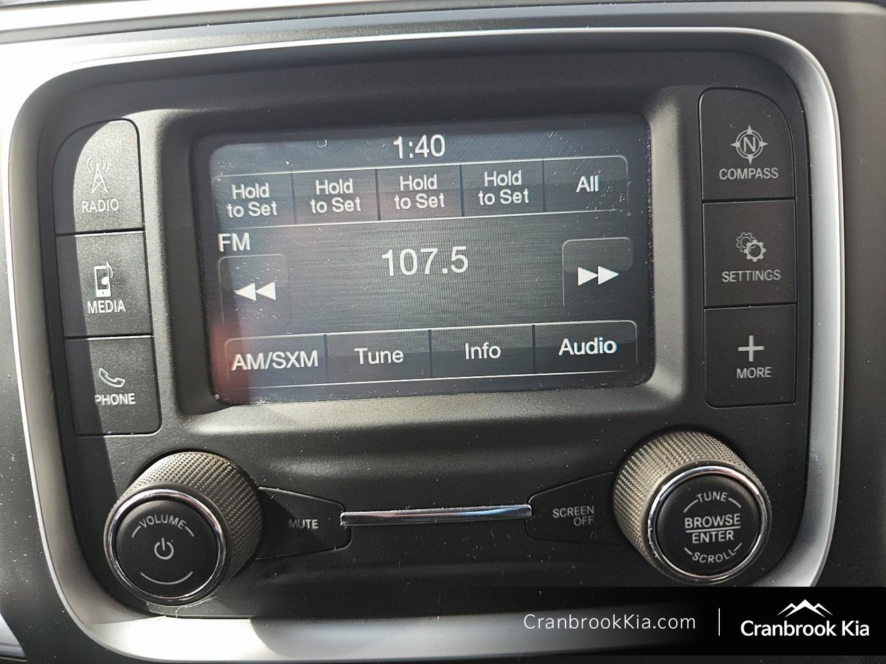 2023 Ram 1500 CLASSIC SLT-18