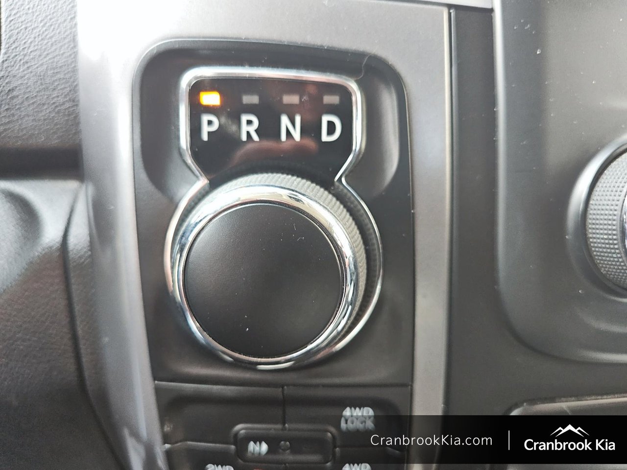 2023 Ram 1500 CLASSIC SLT-14