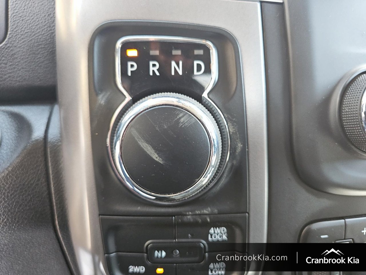 2023 Ram 1500 CLASSIC SLT-14