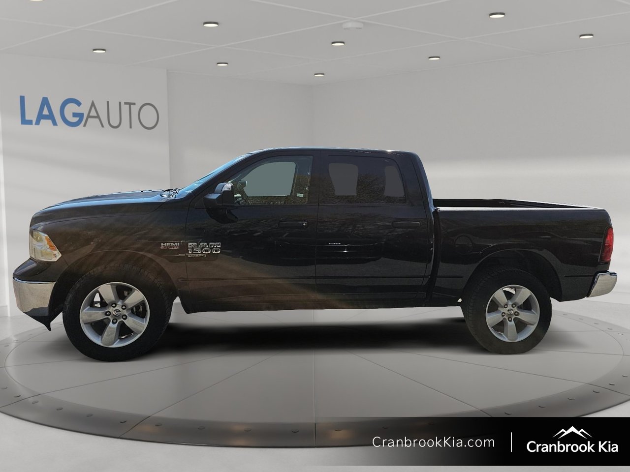 2023 Ram 1500 CLASSIC SLT-4
