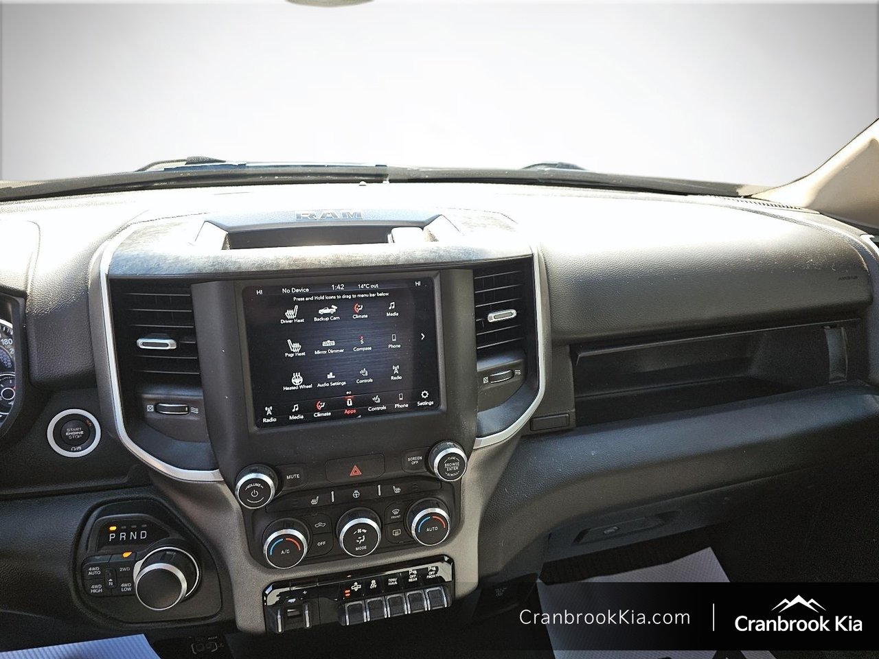 2020 Ram 1500 BIG HORN-13