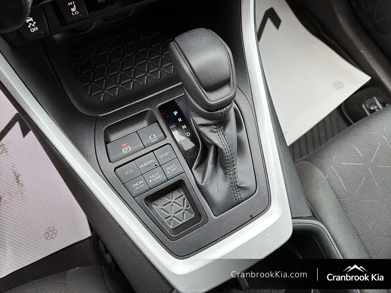 2024 Toyota RAV4 LE-12