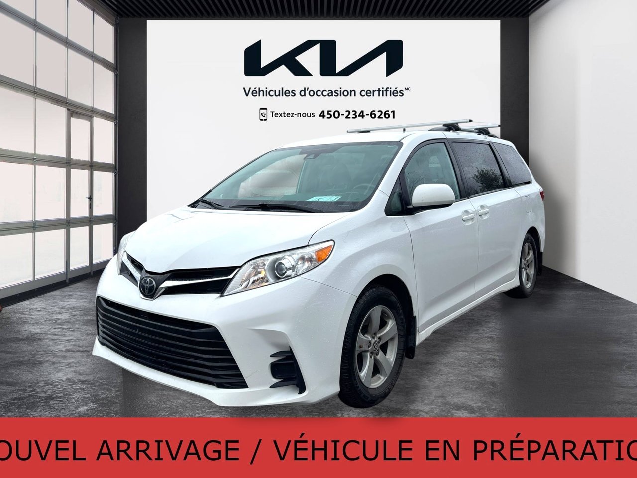 Super White 2020 Toyota Sienna Minivan Front-Wheel Drive Automatic