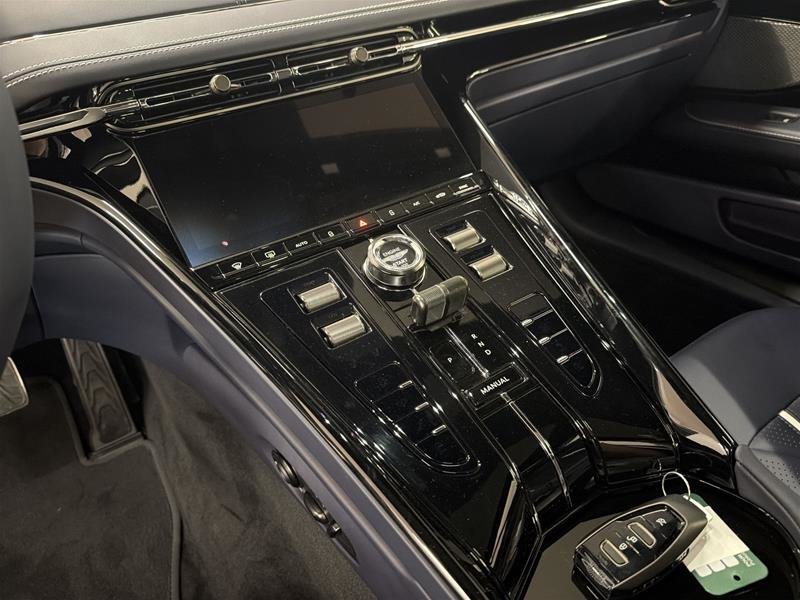2026 Aston Martin DB12 V8 S Coupe-14