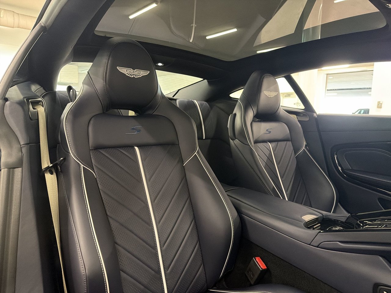 2026 Aston Martin DB12 V8 S Coupe-24