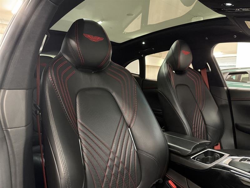 2021 Aston Martin DBX-15