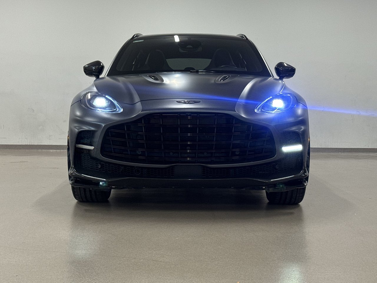 2023 Aston Martin DBX707 707-2