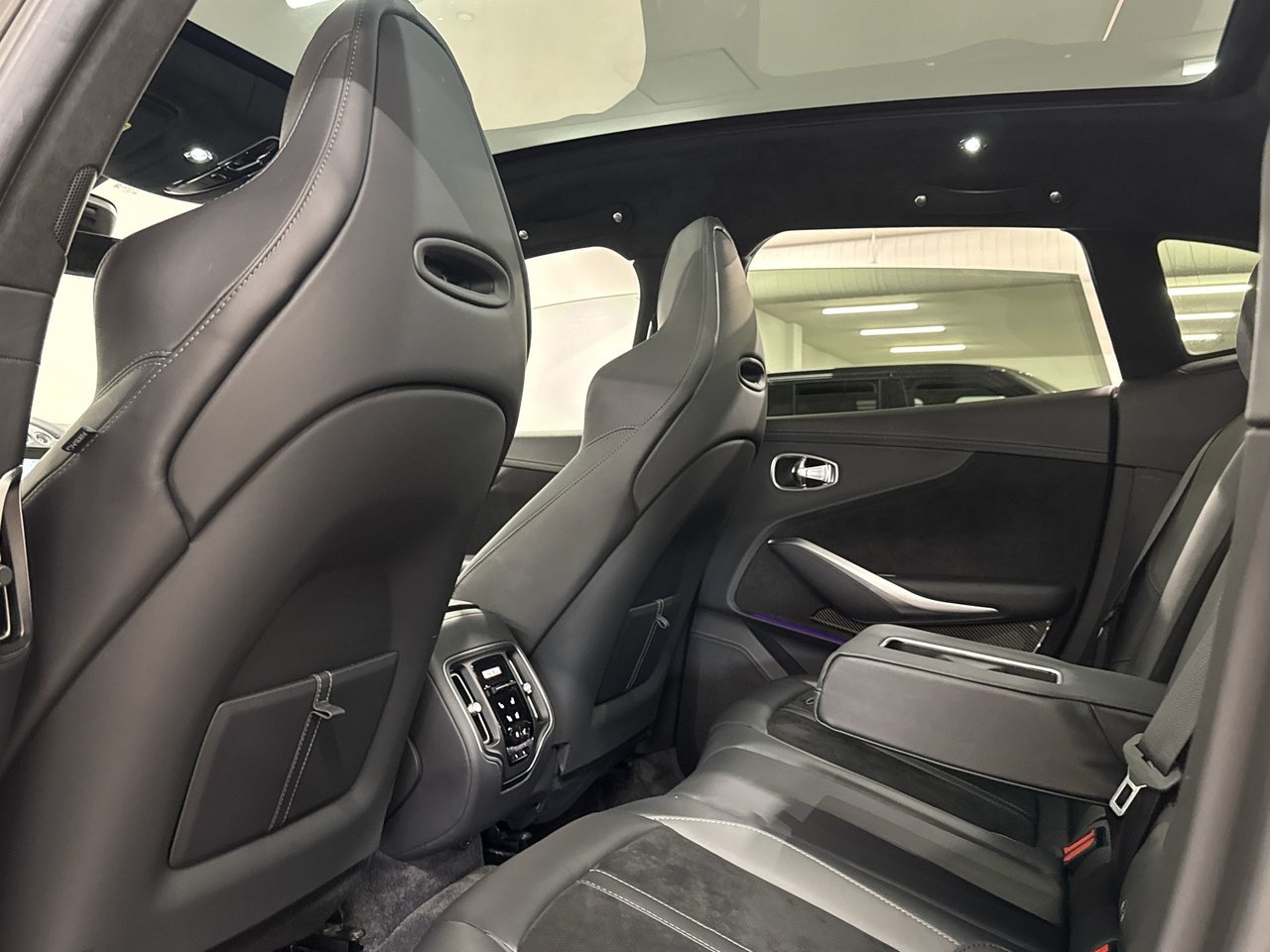 2023 Aston Martin DBX707 707-22