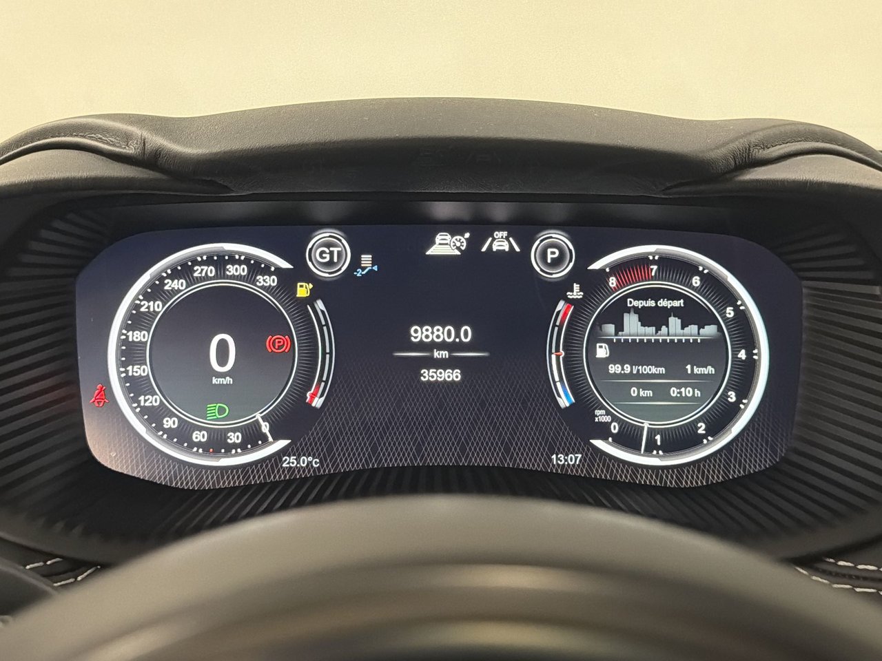 Aston Martin DBX707 707 2023-16