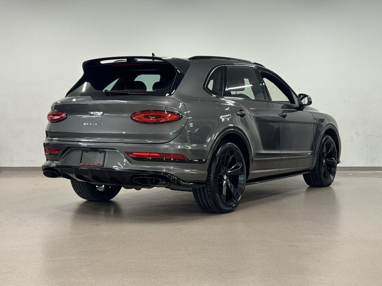 Bentley Bentayga V8 2021-7