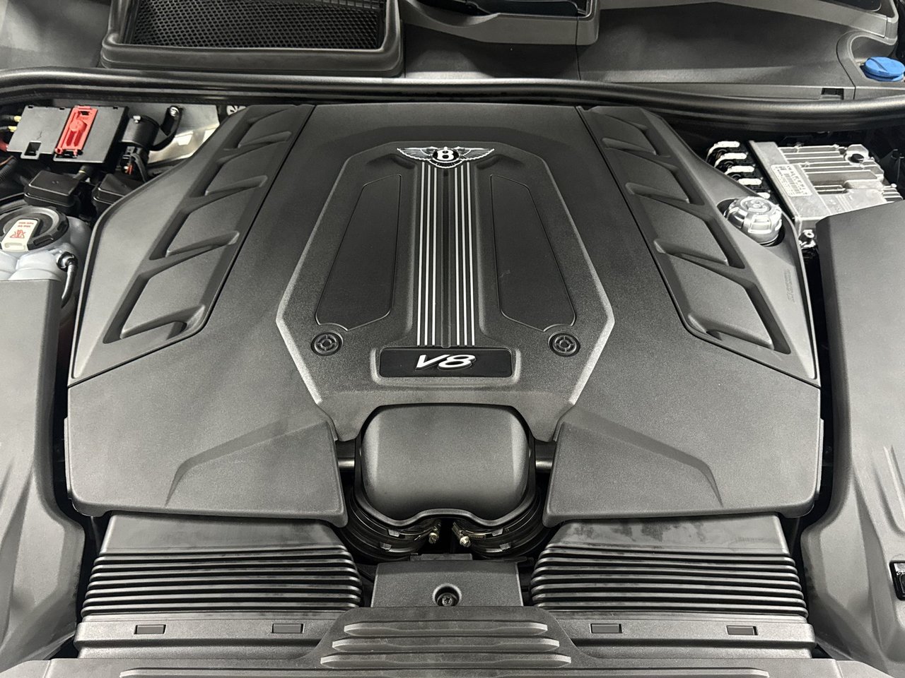 Bentley Bentayga V8 2021-25