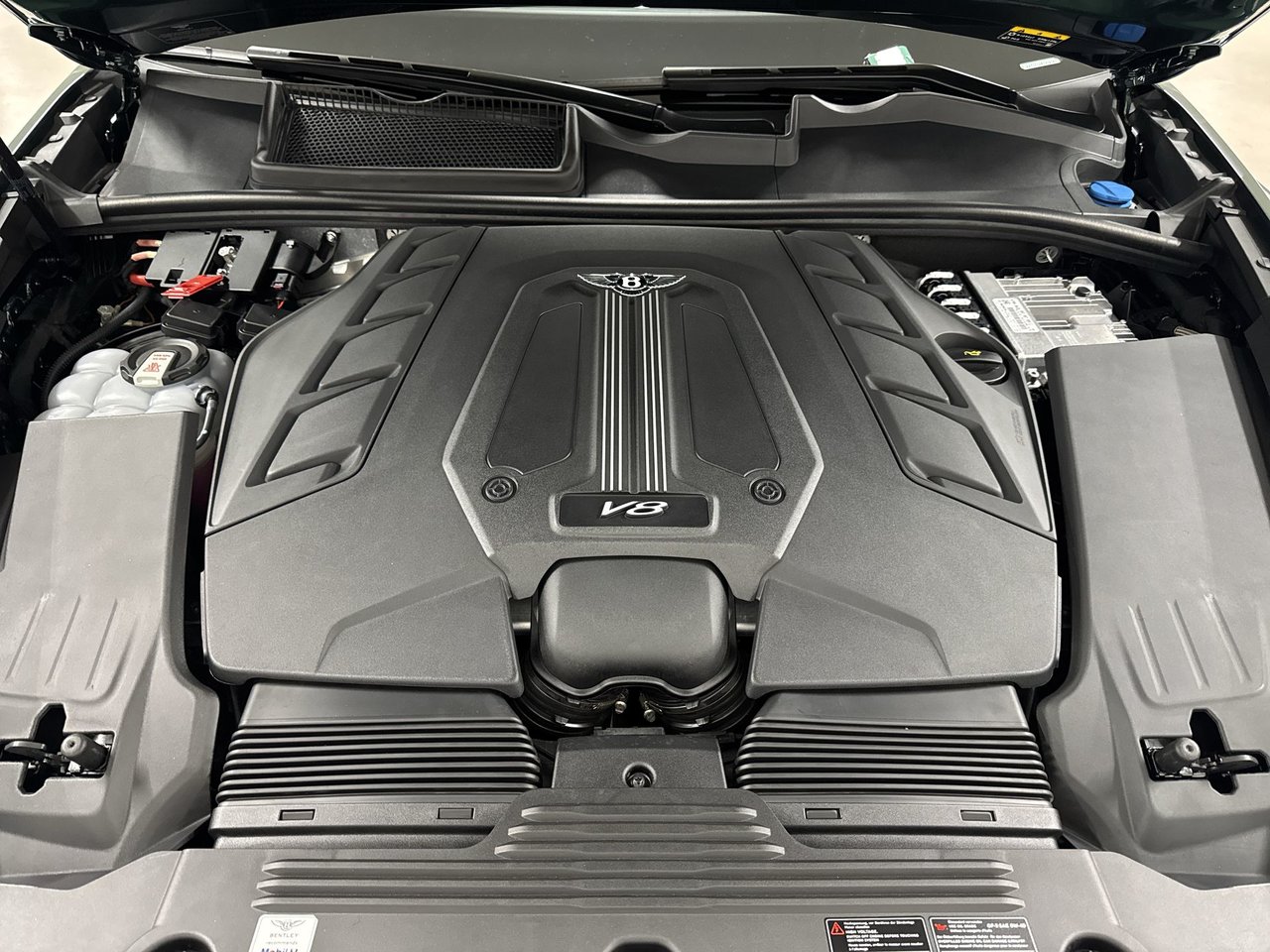 2024 Bentley Bentayga S V8-25