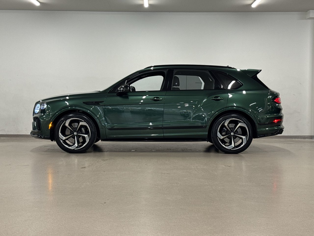 2024 Bentley Bentayga S V8-4