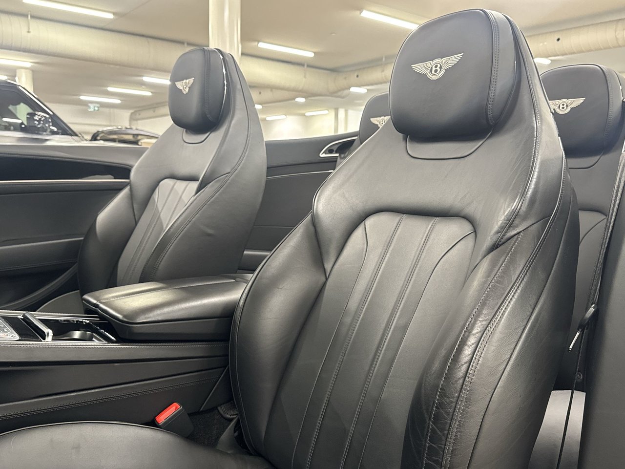 Bentley Continental GT Convertible V8 2020-15