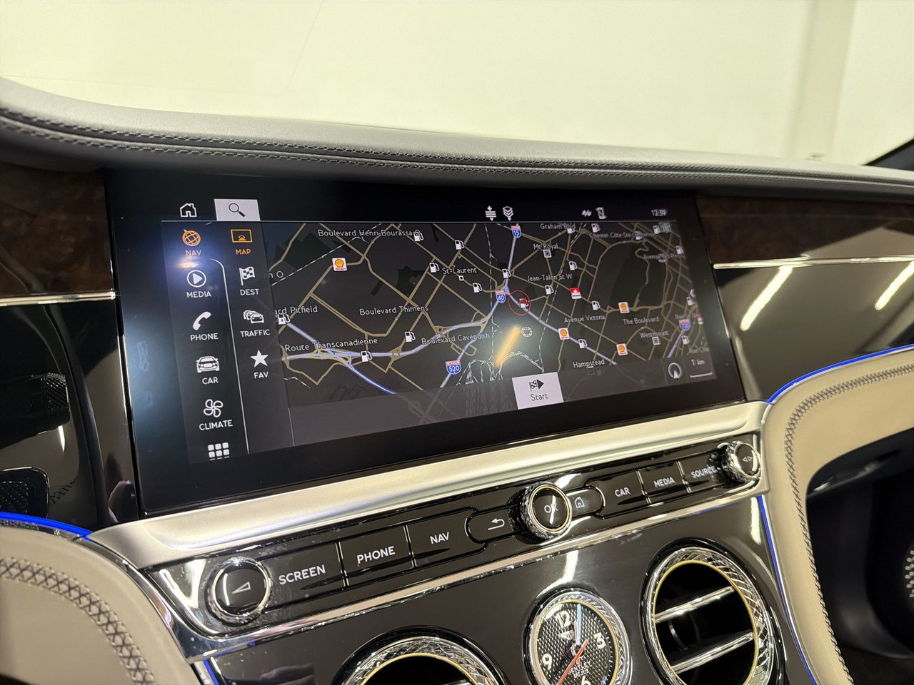 Bentley Continental GT Convertible Azure 2023-18