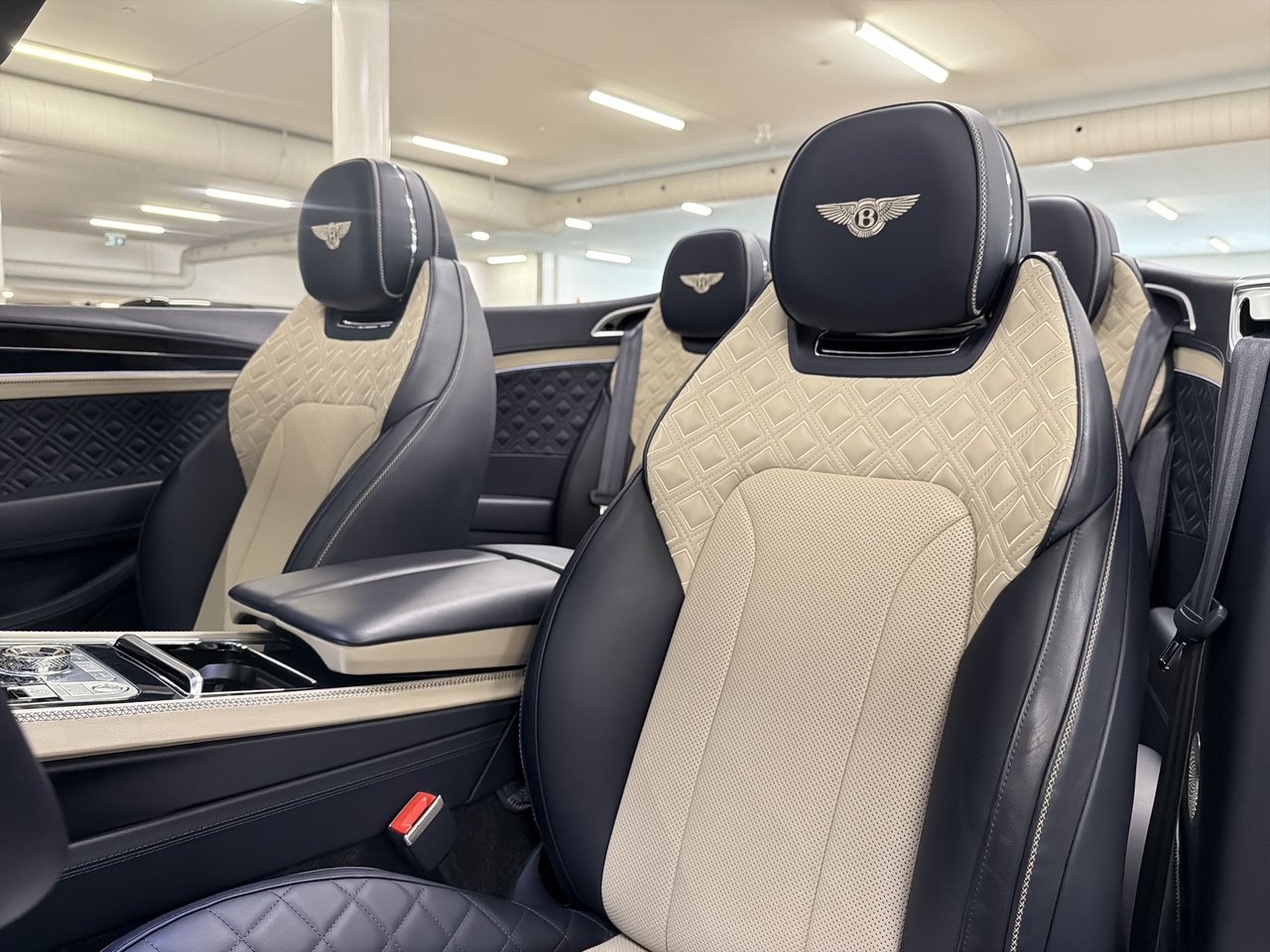 Bentley Continental GT Convertible Azure 2023-15