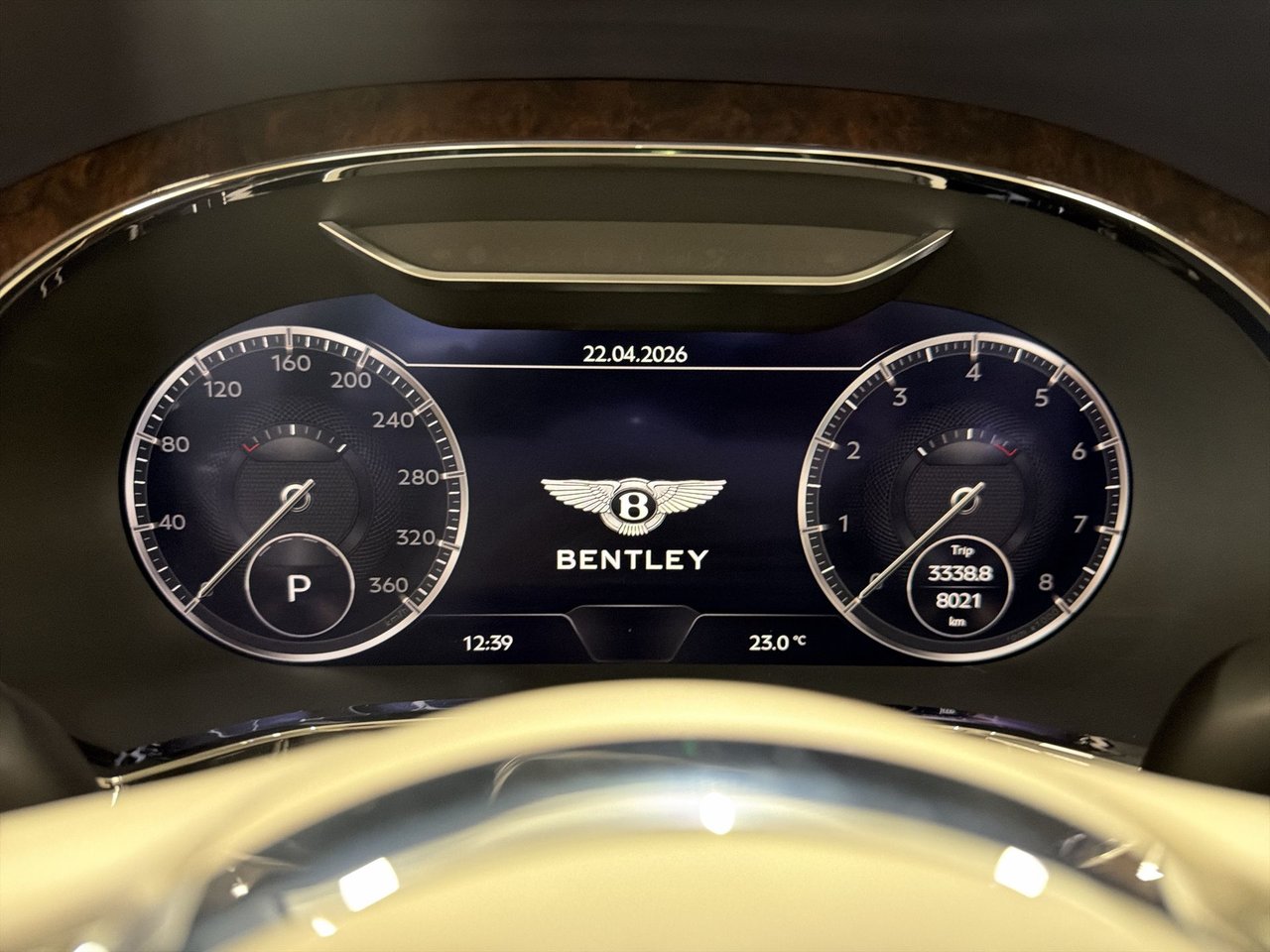 Bentley Continental GT Convertible Azure 2023-16