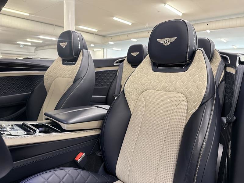 Bentley Continental GT Convertible Azure 2023-8