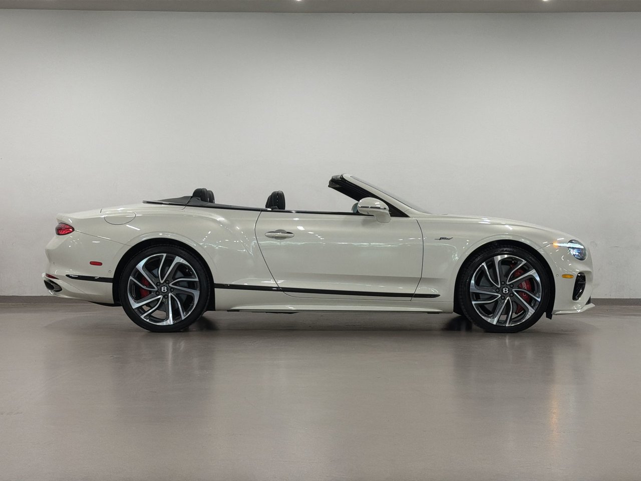 2025 Bentley Continental GTC Speed-8
