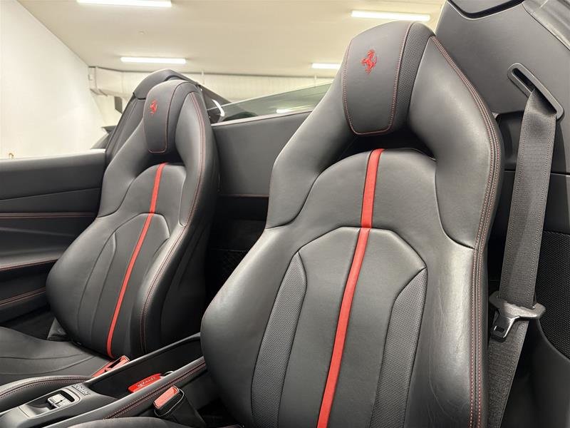 Ferrari F8 Spider 2021-5