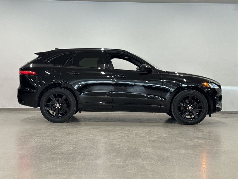 Jaguar F-PACE P250 R-DYNAMIC 2022-2