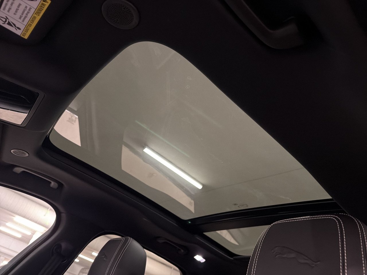 2023 Jaguar F-PACE P250 R-DYNAMIC S-21