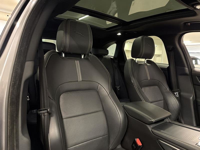 2023 Jaguar F-PACE P250 R-DYNAMIC S-16
