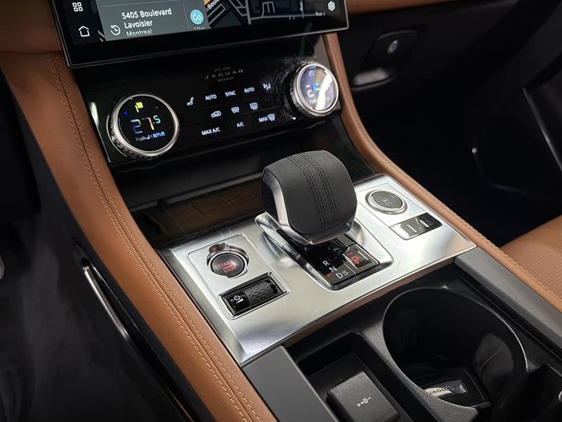 2024 Jaguar F-PACE P250 R-DYNAMIC S-12