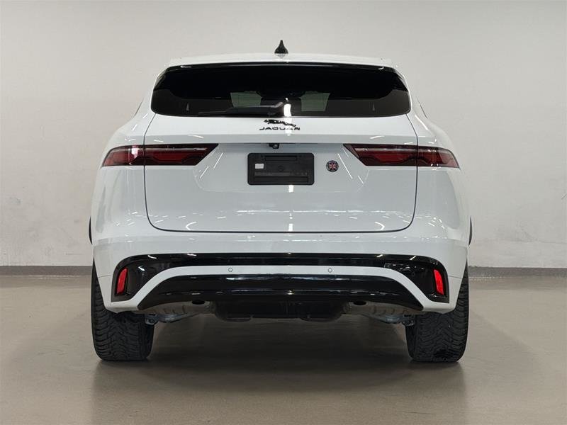 2024 Jaguar F-PACE P250 R-DYNAMIC S-4
