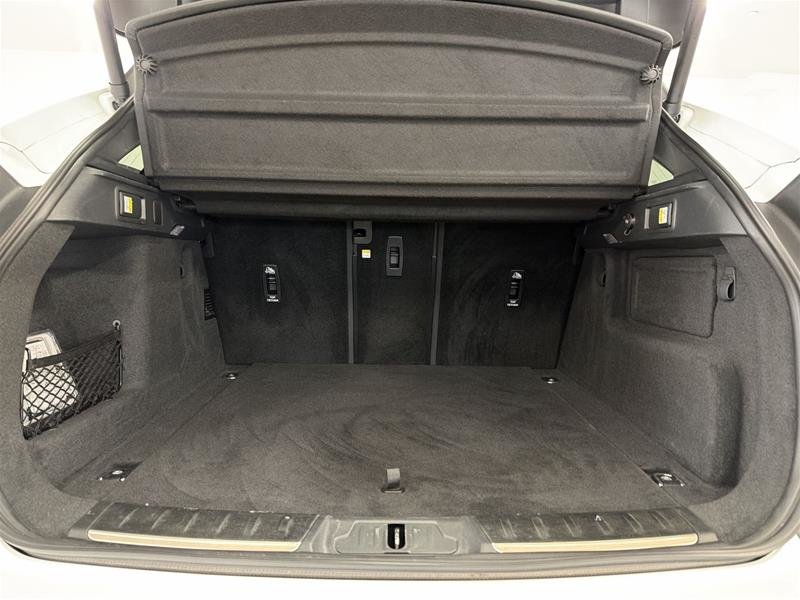 2024 Jaguar F-PACE P250 R-DYNAMIC S-15