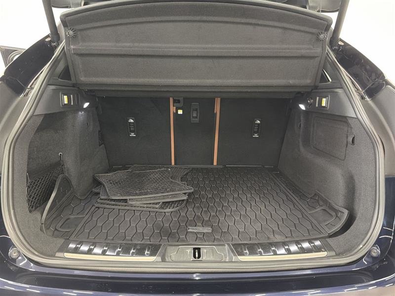 2024 Jaguar F-PACE P250 R-DYNAMIC S-17