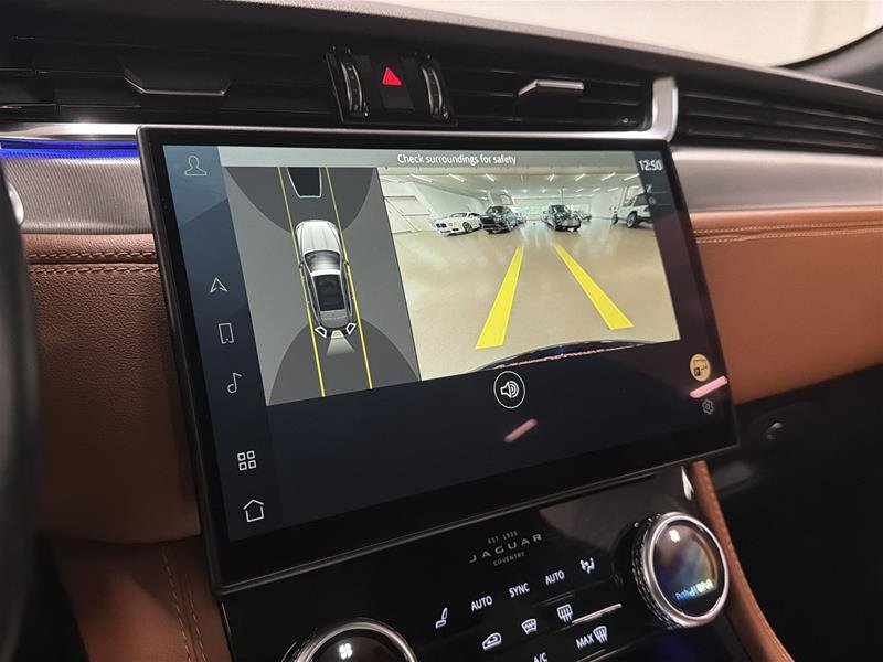 2024 Jaguar F-PACE P250 R-DYNAMIC S-11