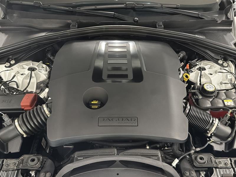 Jaguar F-PACE P400 R-Dynamic S Auto 2025-18