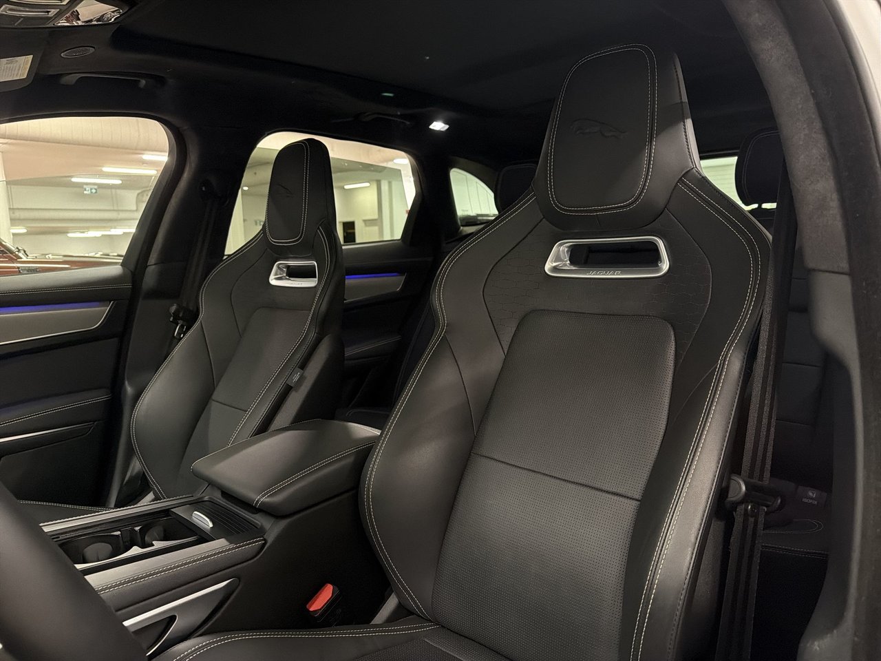 2026 Jaguar F-PACE P250 R-Dynamic S Auto-19