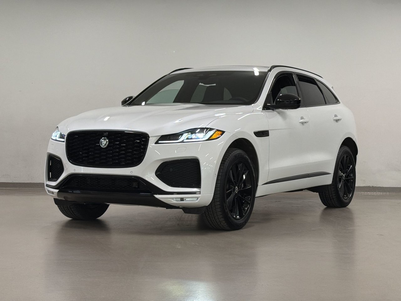2026 Jaguar F-PACE P250 R-Dynamic S Auto-4