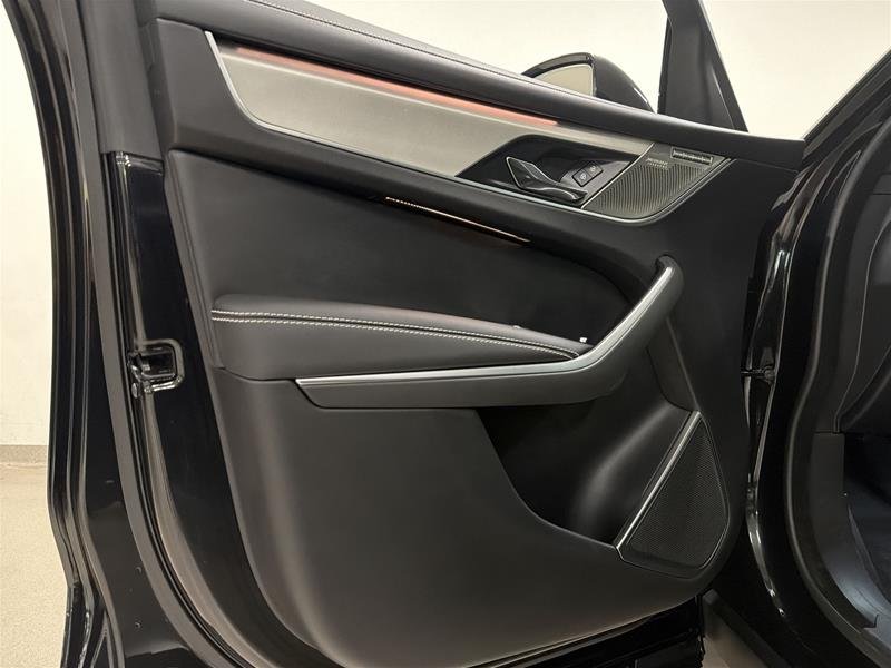 2026 Jaguar F-PACE P250 R-Dynamic S Auto-6