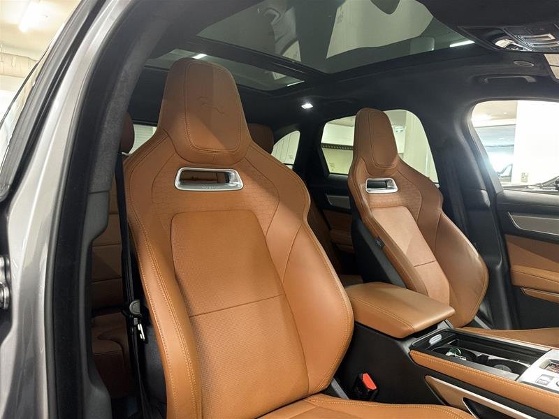 2026 Jaguar F-PACE P250 R-Dynamic S Auto-16