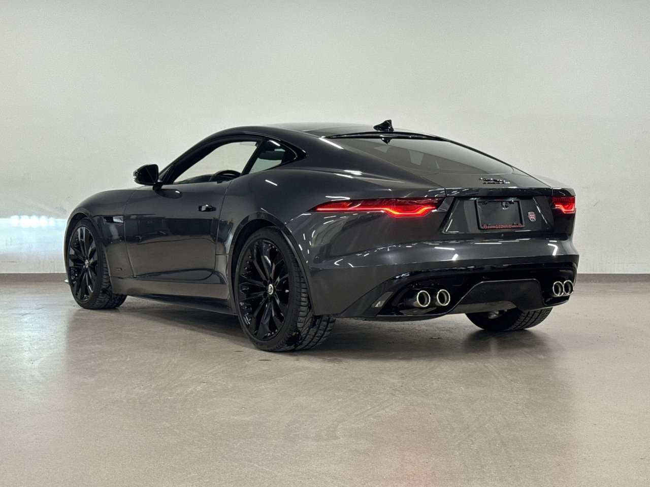 Jaguar F-Type Coupe P450 75 AWD 2024-5