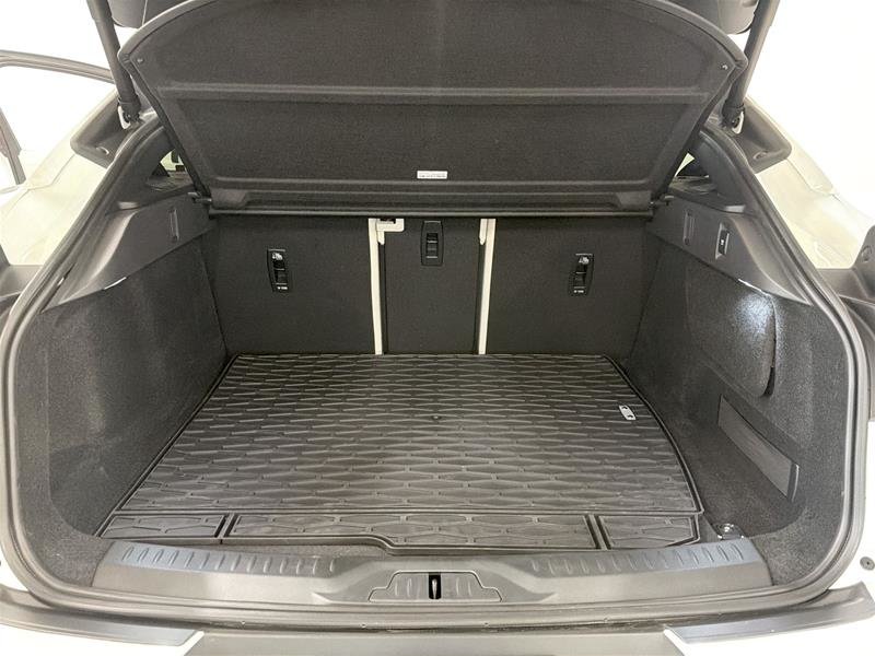 2024 Jaguar I-PACE R-Dynamic HSE (2)-16