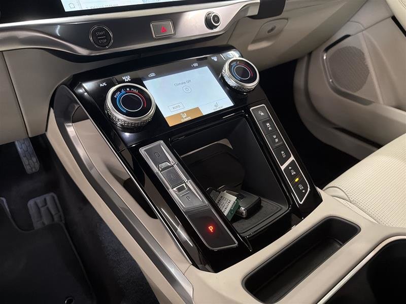 2024 Jaguar I-PACE R-Dynamic HSE (2)-12