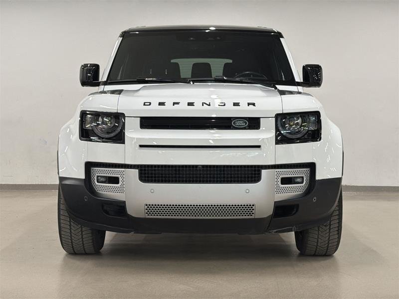 Land Rover Defender 130 P400 SE (2) 2023-1