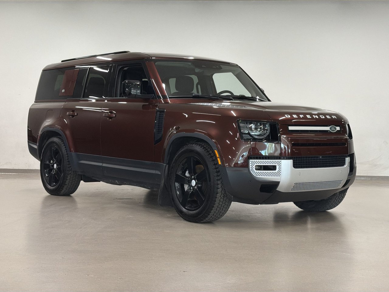 Land Rover Defender 130 P400 First Edition (2) 2023-1