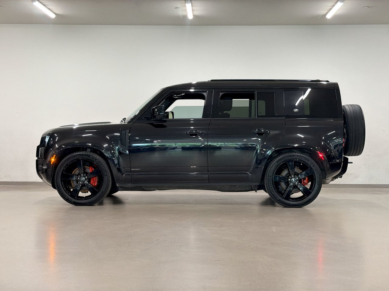 2023 Land Rover Defender 110 P400 X-13
