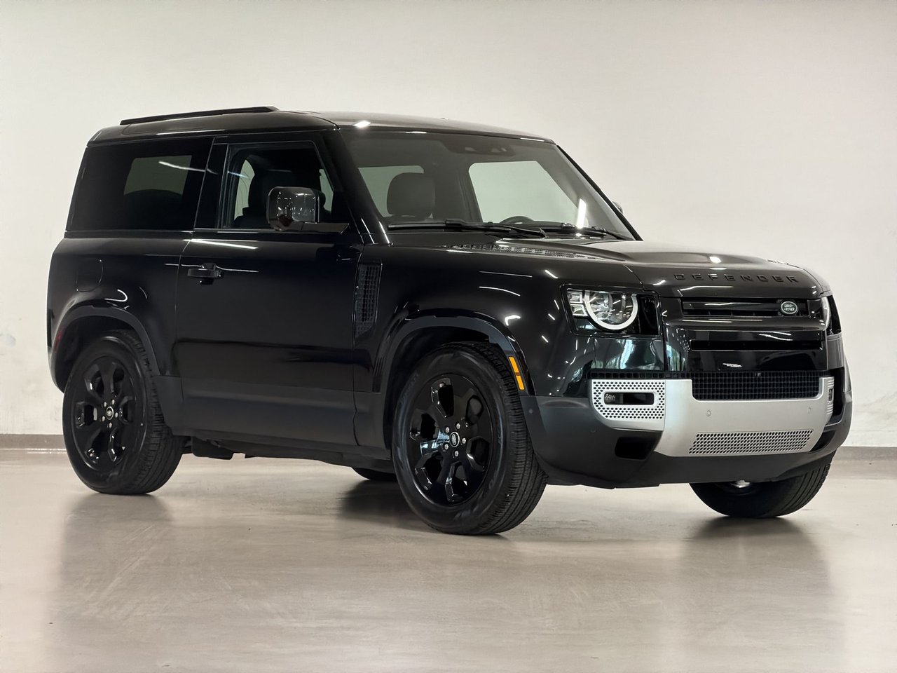 2023 Land Rover Defender 90 P300 S-1