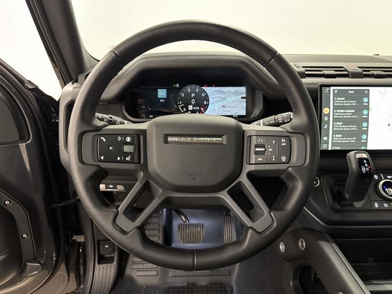 Land Rover Defender 110 P300 S 2025-11