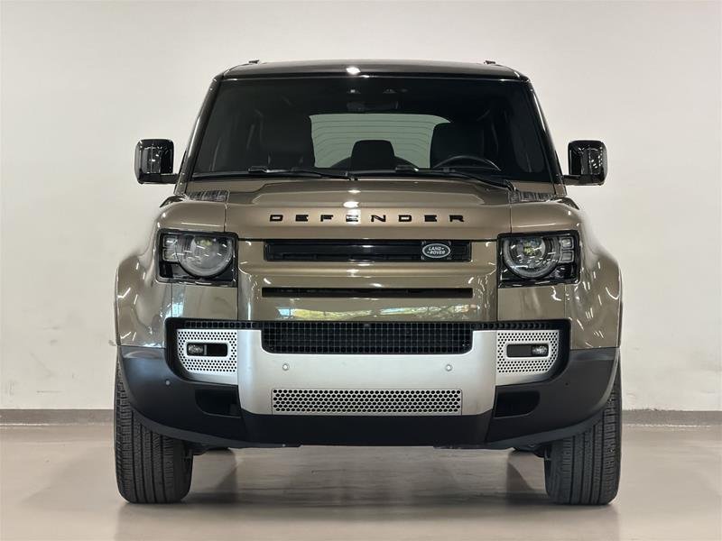 2025 Land Rover Defender 110 P300 S-1