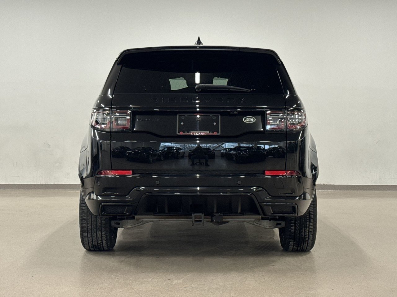 2023 Land Rover Discovery Sport 247hp R-Dynamic HSE-12