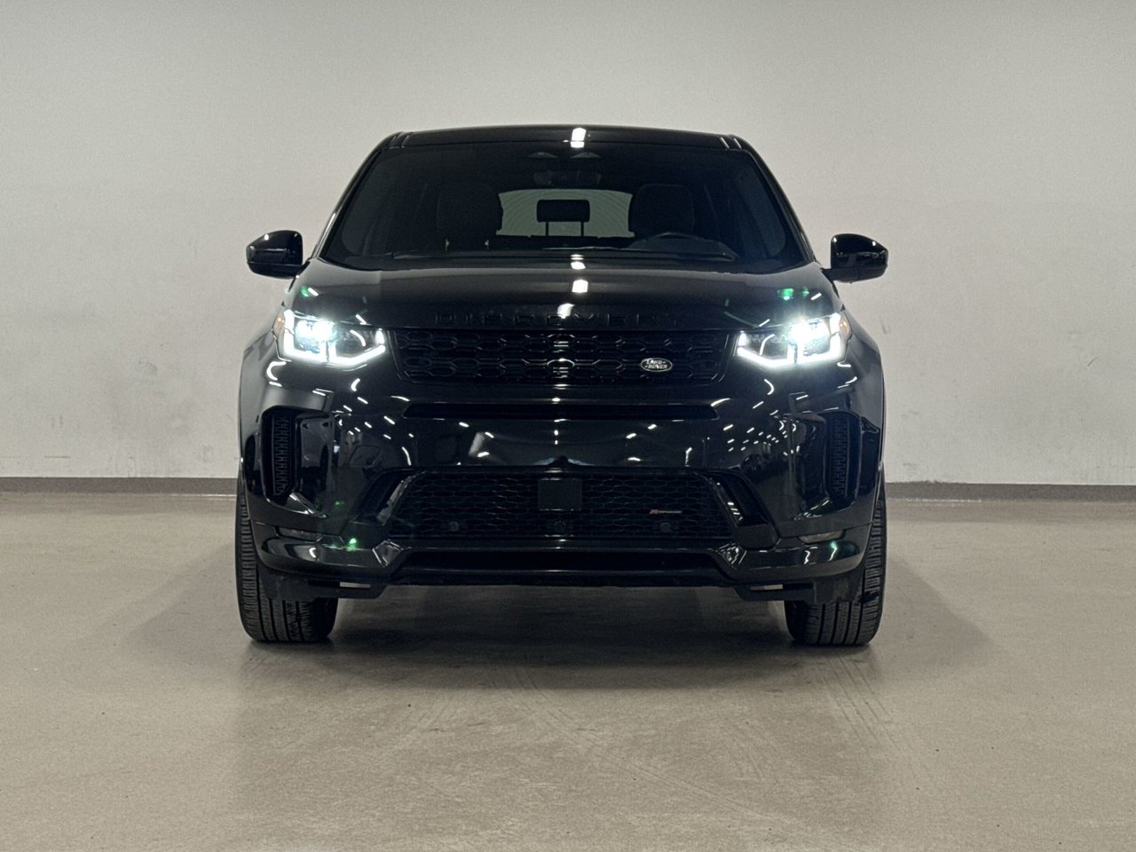 2023 Land Rover Discovery Sport 247hp R-Dynamic HSE-2
